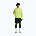 Pánska bežecká bunda Nike Stride Repel UV light lemon twist 2