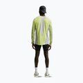 Pánske bežecké tričko longsleeve Nike Stride light lemon twist/grey fog 3