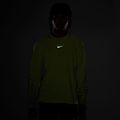 Pánske bežecké tričko longsleeve Nike Stride light lemon twist/grey fog 7