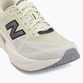 Pánske bežecké topánky New Balance FuelCell Rebel V5 pistachio butter/digital mist 7