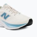 Dámske bežecké topánky New Balance Fresh Foam 680's V9 sea salt/altitude metallic/white 7