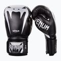 Venum Giant 3.0 čierno-strieborné boxerské rukavice 2055-128