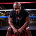 Pánska mikina Venum x Mike Tyson Tiger Sleeveless Hoodie deep black/intense red 8