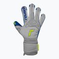 Reusch Attrakt Freegel Gold Finger Support Brankárske rukavice sivé 5270130-6006 6