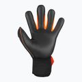 Brankárske rukavice Reusch Attrakt Infinity Airvent black/shocking orange 3