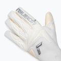 Brankárske rukavice Reusch Attrakt Gold X Strapless white/silver 4