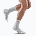 CEP Ultralight Short carbon white pánske kompresné bežecké ponožky 2