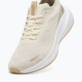 Dámska bežecká obuv PUMA Skyrocket Lite Engineered frosted ivory/gold 12