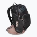 EVOC Explorer Pro 26 l šedý batoh na bicykel 121113 2