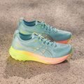 ASICS Gel-Kayano 31 Paris dámska bežecká obuv light celadon/safety yellow 11