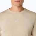 Pánske bežecké tričko longsleeve ASICS Road Seamless LS cream 5
