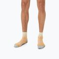 Ponožky ASICS Performance Run Quarter oatmeal/feather grey/pepper 4