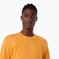 Pánske bežecké tričko longsleeve ASICS Road Seamless LS yamabuki 5