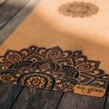 Yoga Design Lab Cork 3,5 mm hnedá podložka na jogu Mandala Black 7