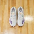 Dámske volejbalové topánky Mizuno Wave Lightning Z8 biele/fialové indigo/camelliaros 14