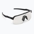 Slnečné okuliare Oakley Sutro Lite S matná čierna/čierna až čierna fotochromatická