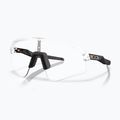 Slnečné okuliare Oakley Sutro Lite Sweep matte clear/clear to black iridium photochromic