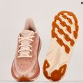 Dámska bežecká obuv HOKA Clifton 9 sandstone/cream 9