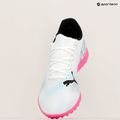Futbalová obuv PUMA Future 7 Play TT puma white/puma black/poison pink 17