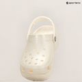 Dámske šľapky Crocs Classic Platform Glitter chalk 16