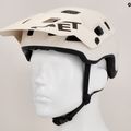 Cyklistická prilba MET Terranova off white/bronze matt 9
