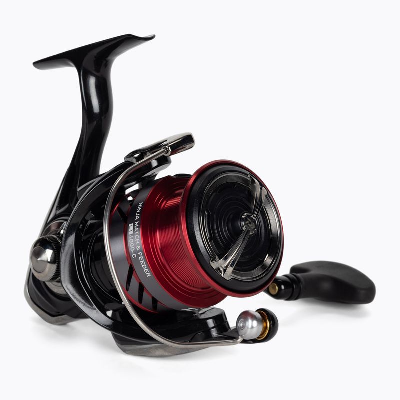 Plavákový navijak Daiwa Ninja Match & Feeder čierny 10217-400