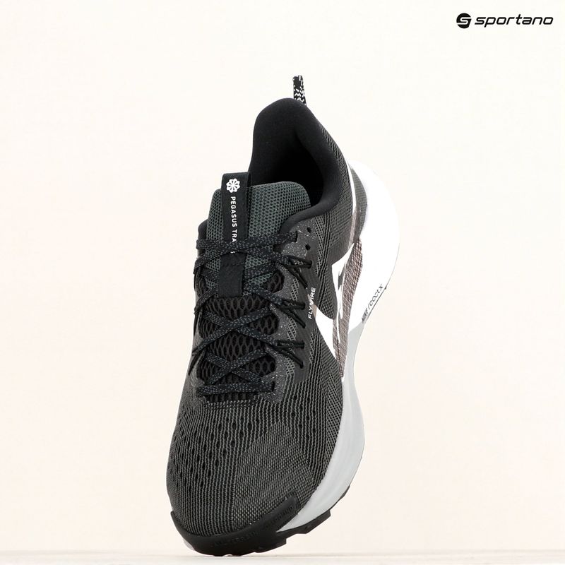 Bežecká obuv Nike Pegasus Trail 5 black/anthracite/wolf grey/white 9