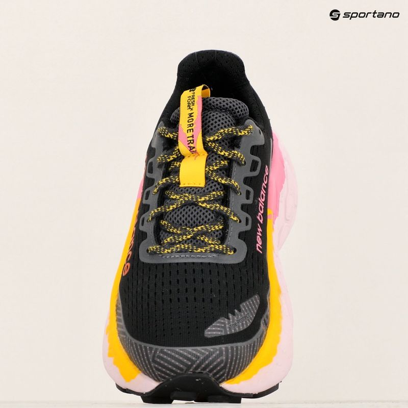 Dámska bežecká obuv New Balance Fresh Foam X More Trail v3 black 9