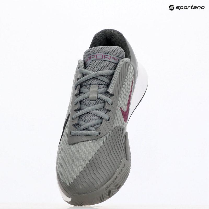 Pánska tenisová obuv Nike Air Zoom Vapor Pro 2 smoke grey/ dark smoke grey/ black/ sangria 9