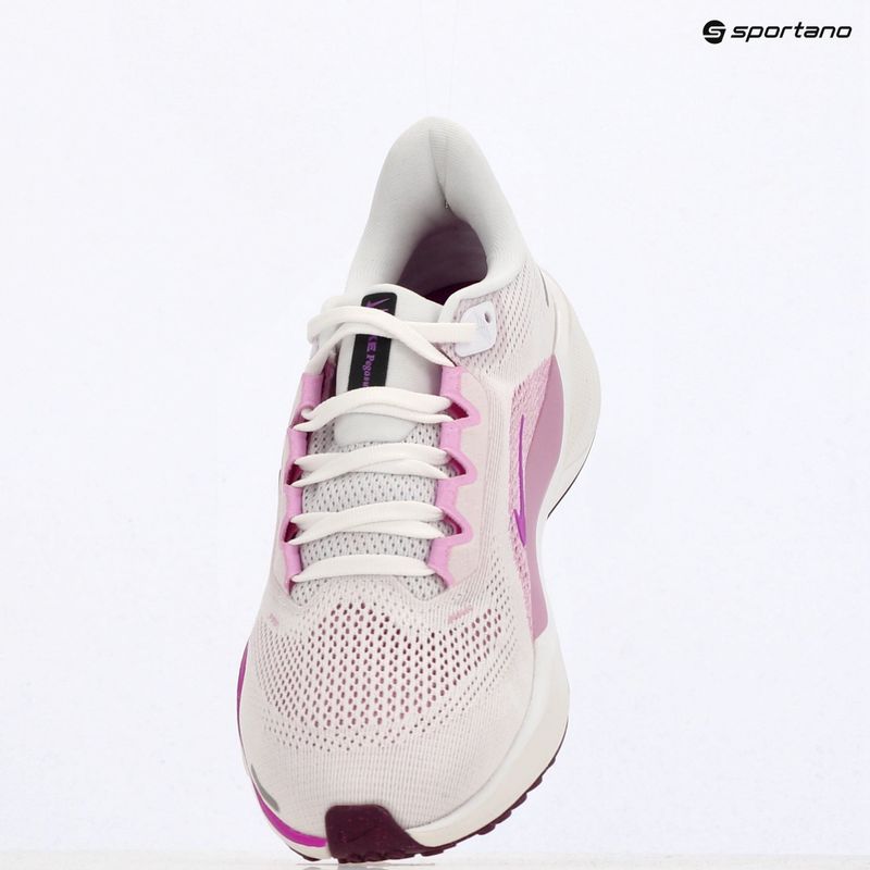 Dámska bežecká obuv Nike Pegasus 41 white/ black/ beyond pink/ hyper violet 9