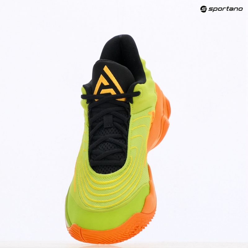 Basketbalové topánky Nike Giannis Immortality 4 cyber / sundial / lightning / bright mandarin 9