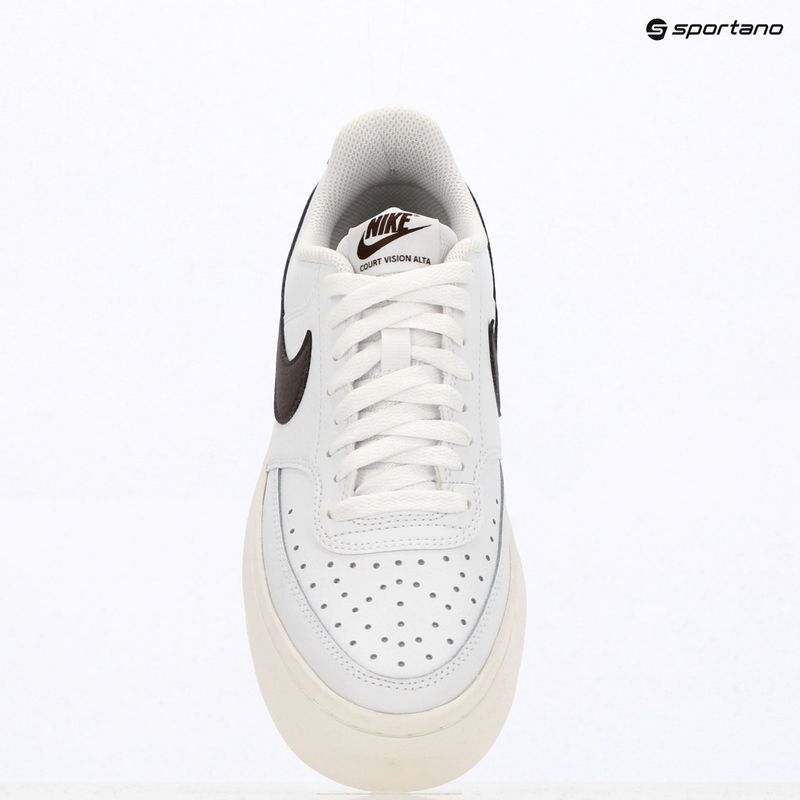 Dámske topánky Nike Court Vision White/sail/baroque brown 9