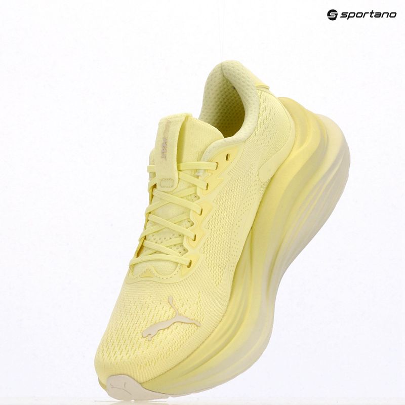 Dámske bežecké topánky PUMA MagMax Nitro gold moon 9