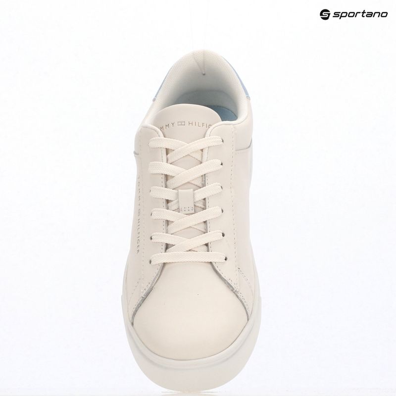 Dámske topánky Tommy Hilfiger Essential Court ancient white 9
