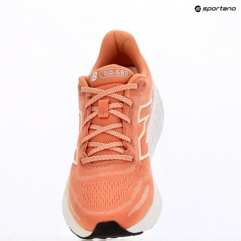 Dámske bežecké topánky New Balance Fresh Foam 680 v8 peach nectar 9