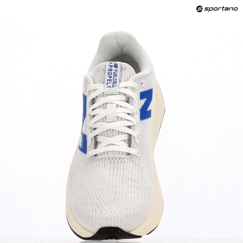 Pánske bežecké topánky New Balance FuelCell Propel v5 white 9