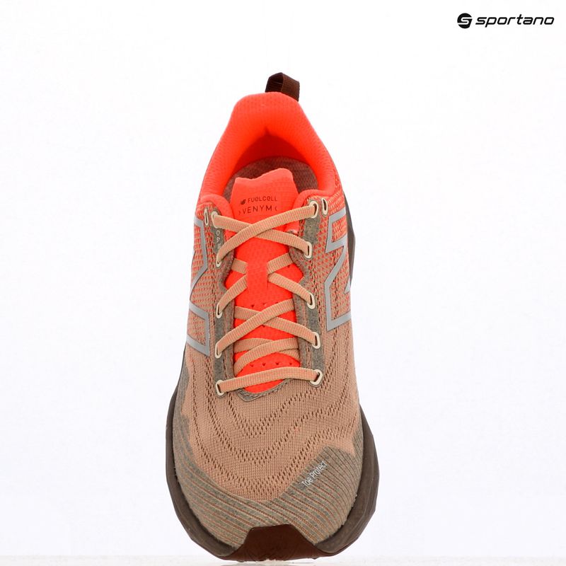 Pánske bežecké topánky New Balance FuelCell Venym V1 urgent red 9
