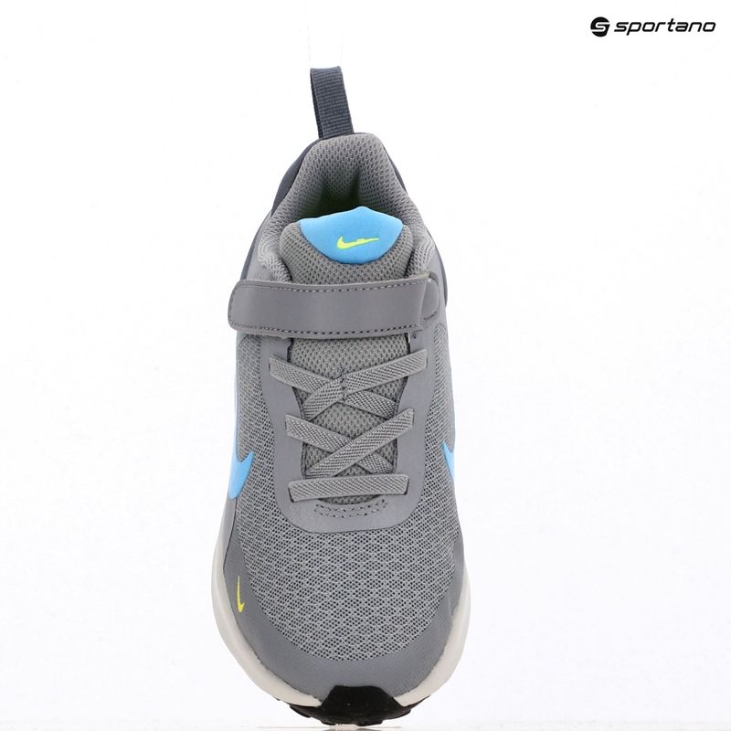 Detské topánky Nike Revolution 7 cement grey/university blue/light carbon 9