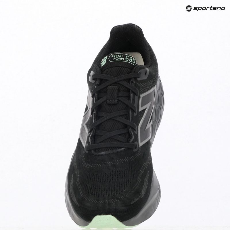 Dámske bežecké topánky New Balance Fresh Foam 680 v8 black 9