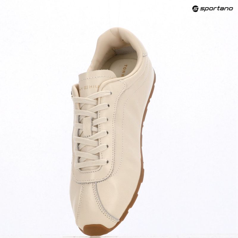 Dámske topánky Tommy Hilfiger Low Profile Runner soft cream 9