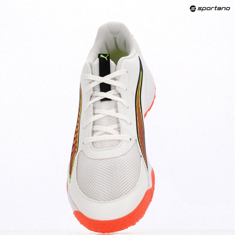 Detské hádzanárske topánky PUMA Accelerate 4 Game On Jr puma white/glowing red/ultra blue 16