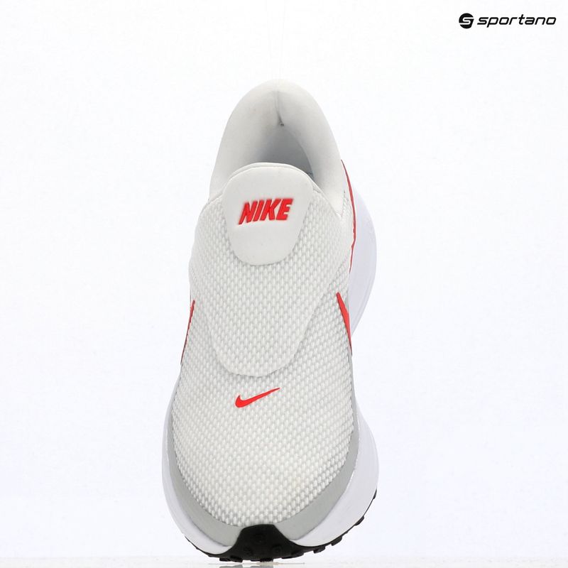 Pánske bežecké tenisky Nike Revolution 8 EasyOn white/off white/light crimson 19