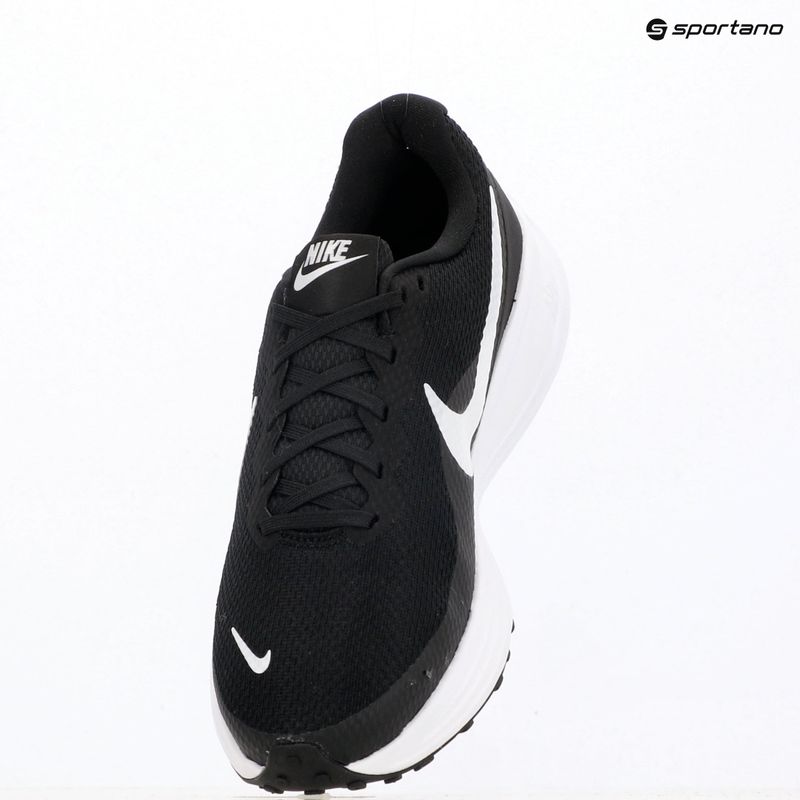 Pánske bežecké topánky Nike Revolution 8 black/black/white 11