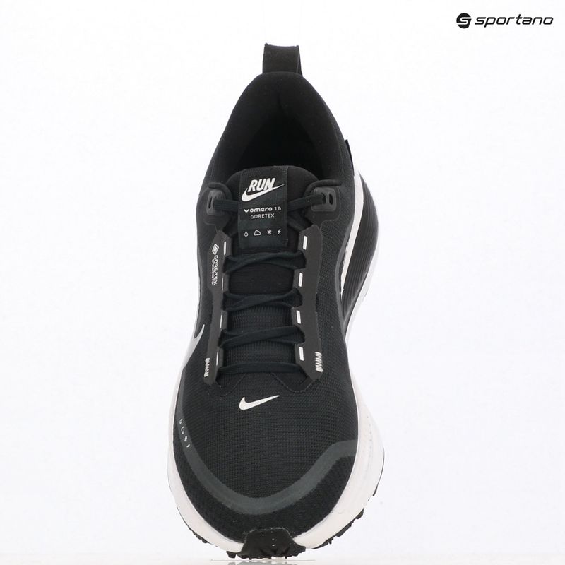 Pánske bežecké topánky Nike Vomero 18 GORE-TEX black/anthracite/white/metallic silver 13