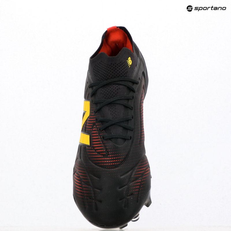 Futbalové kopačky New Balance Tekela Pro Low V5 FG black 100/punch yellow/fire cracker 9