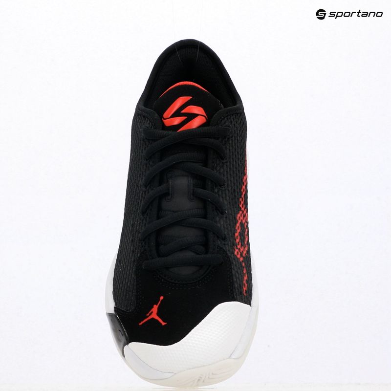 Detské basketbalové topánky Nike Jordan Luka 77 GS Jr black/white/university red 10
