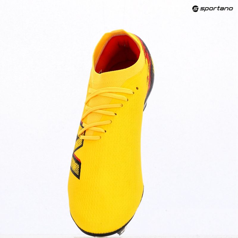 Futbalové kopačky New Balance Furon Team V8 FG punch yellow/black 100/fire cracker 9