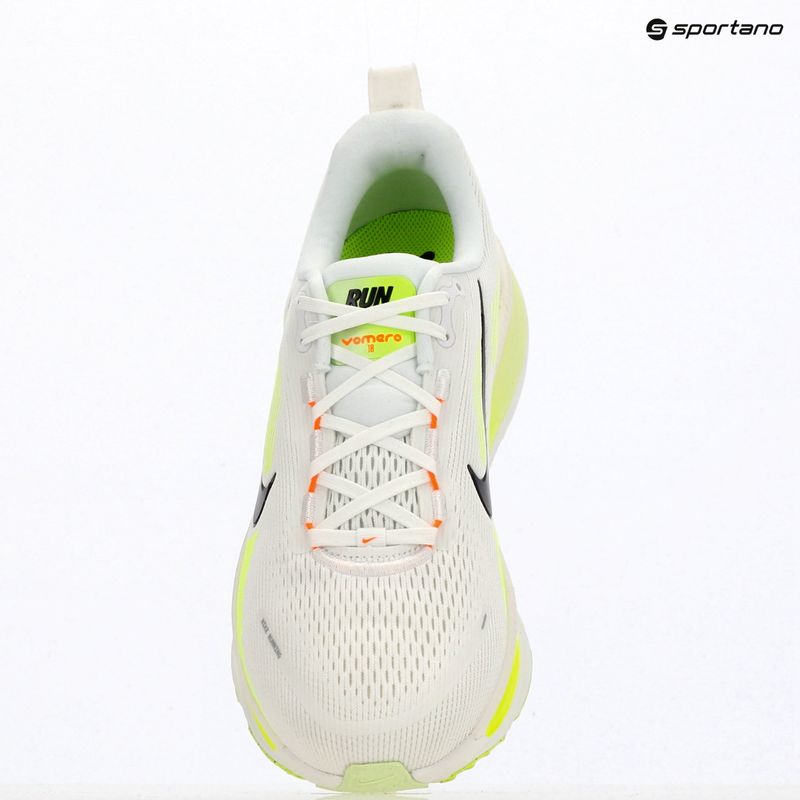 Pánske bežecké topánky Nike Vomero 18 white/volt/barely volt/black 11