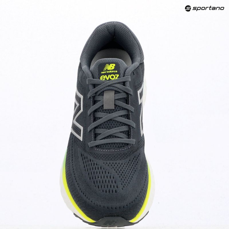 Pánske bežecké topánky   New Balance Fresh Foam Evoz V4 graphite/alkaline green 9