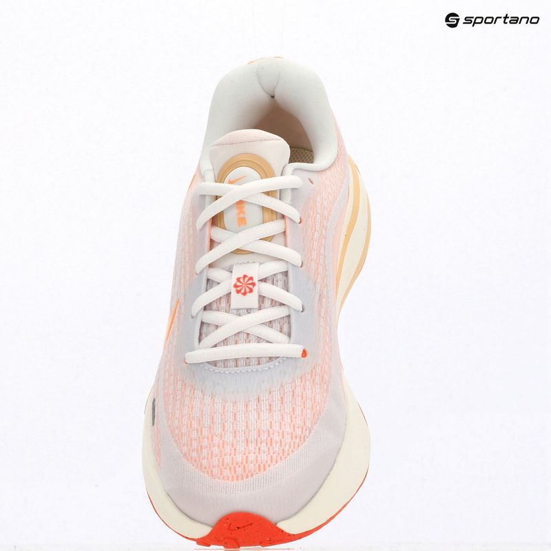 Dámske bežecké topánky Nike Journey Run white/sail/ice peach/orange pulse 11